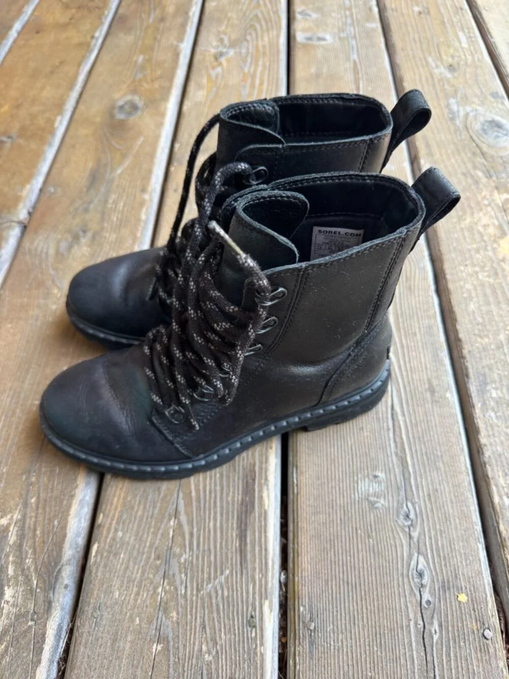 SOREL NL3700-010 Black Leather Combat Boots in Women's Size 7.5